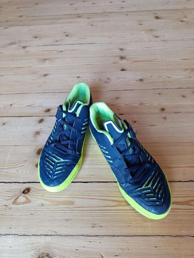 Sporto batai salei