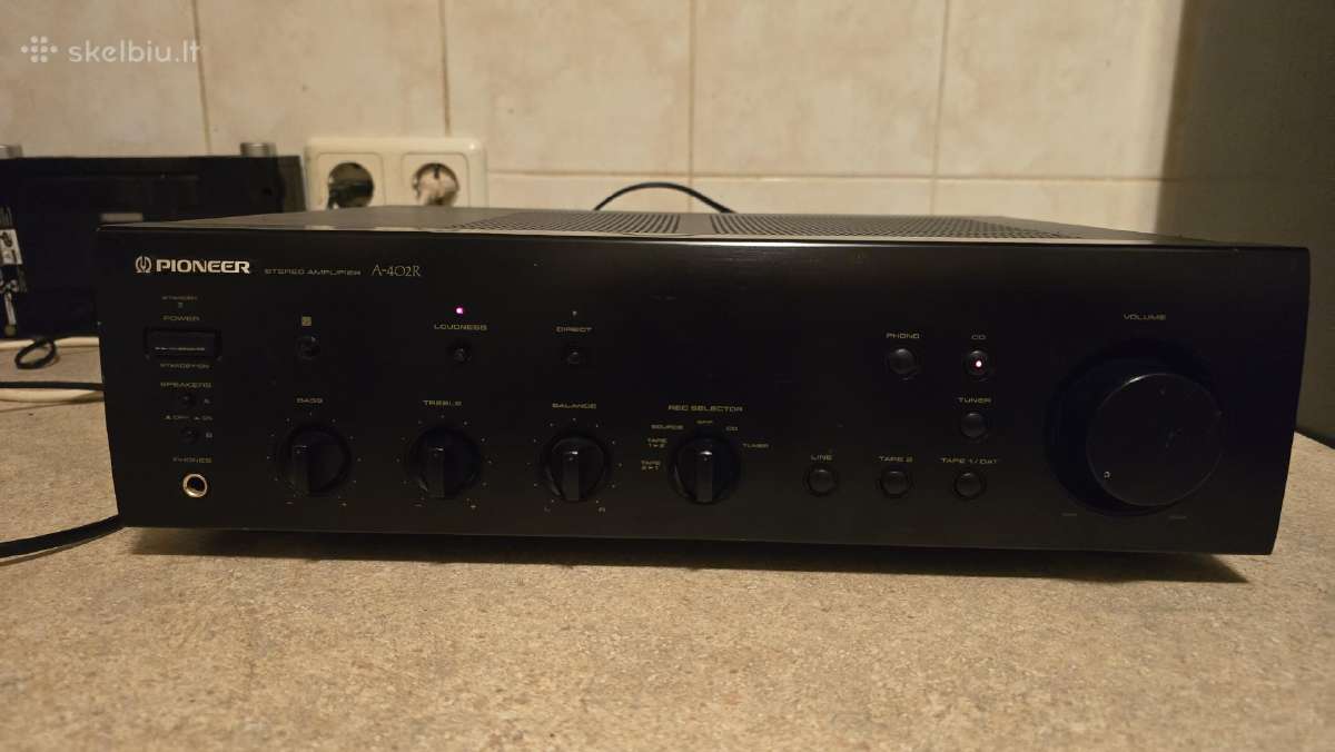 Pioneer A-402r Stiprintuvas