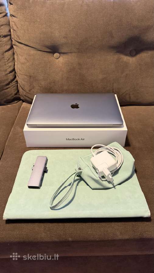 MacBook Air M1 8gb RAM/256gb SSD