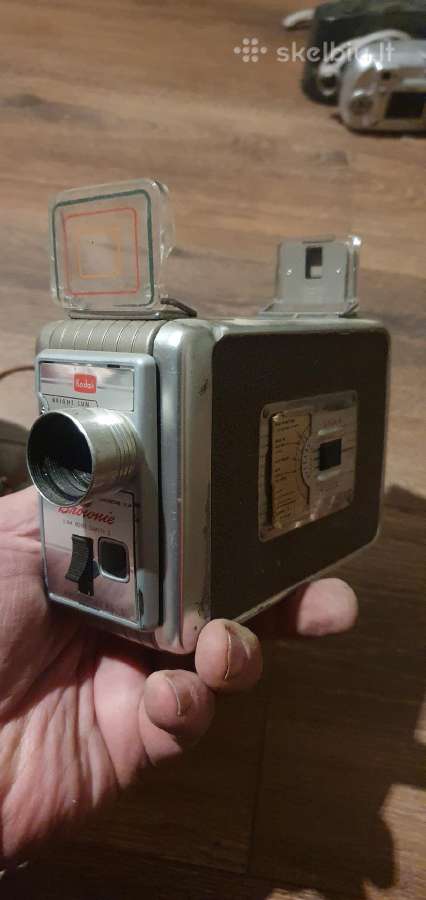 Kodak Brownie Movie Camera II“ - nuotraukos Nr. 2