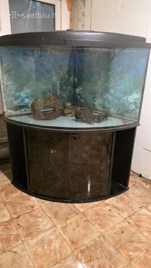 Parduodu akvariuma