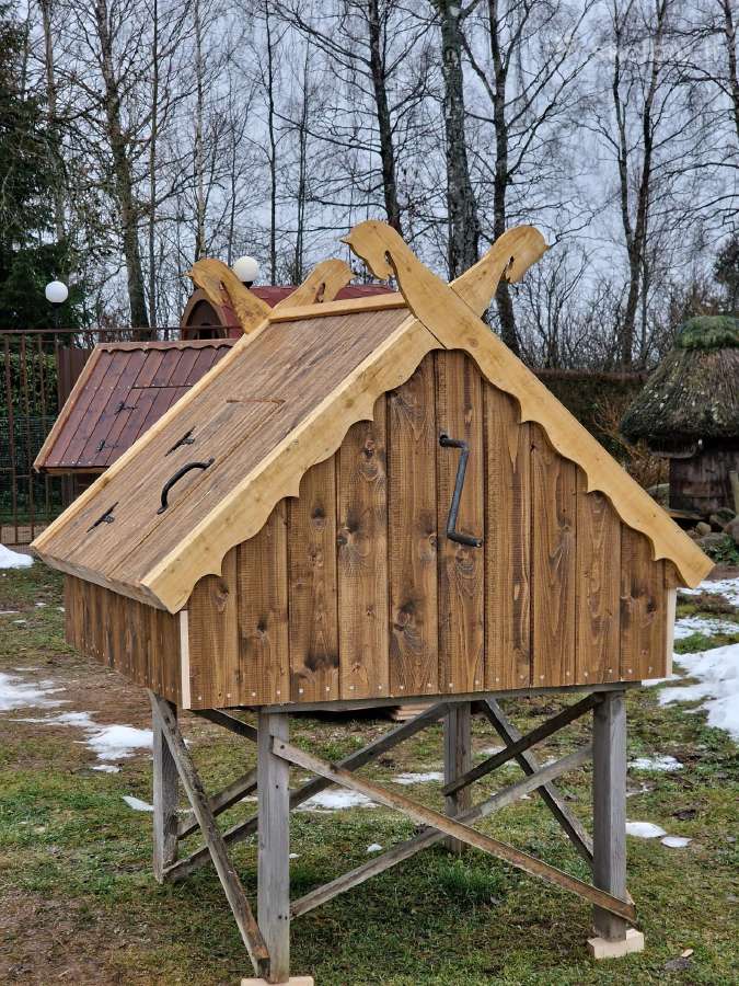 Šulinio stogelis apdaila natūralios medienos - nuotraukos Nr. 3
