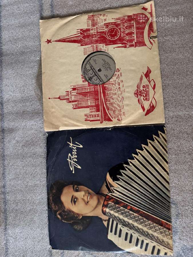 2 klasikos plokštelės ir 2 sovietm. ,Melodijos,