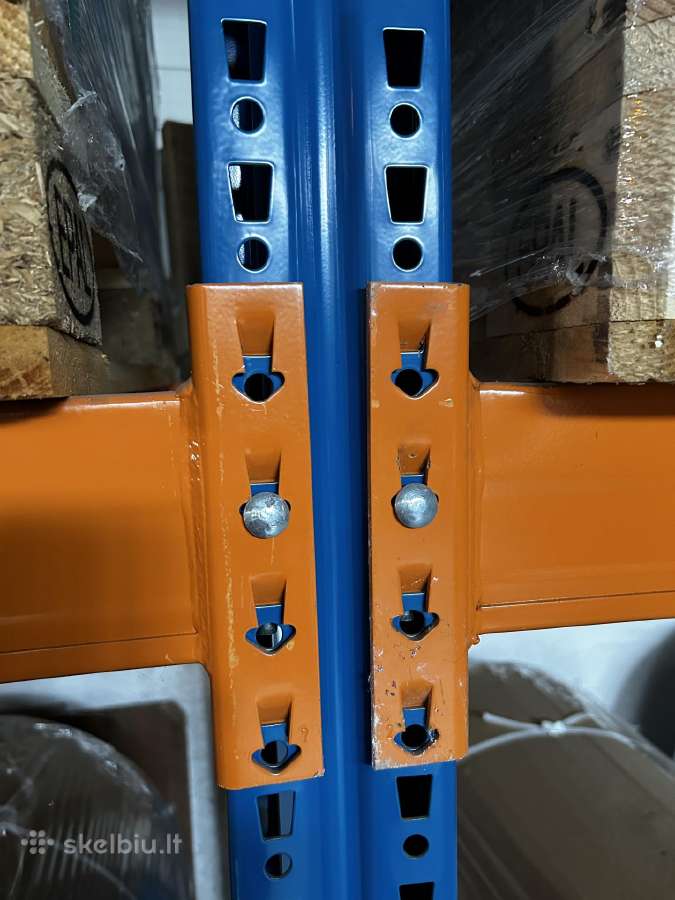 Ieškau 270cm ilgio oranžinės stelažų sijos