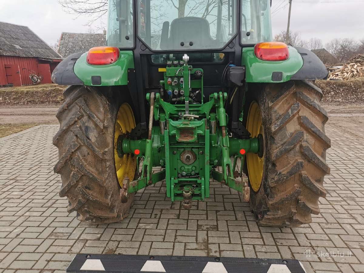 Traktorius John deere 5100m - nuotraukos Nr. 4