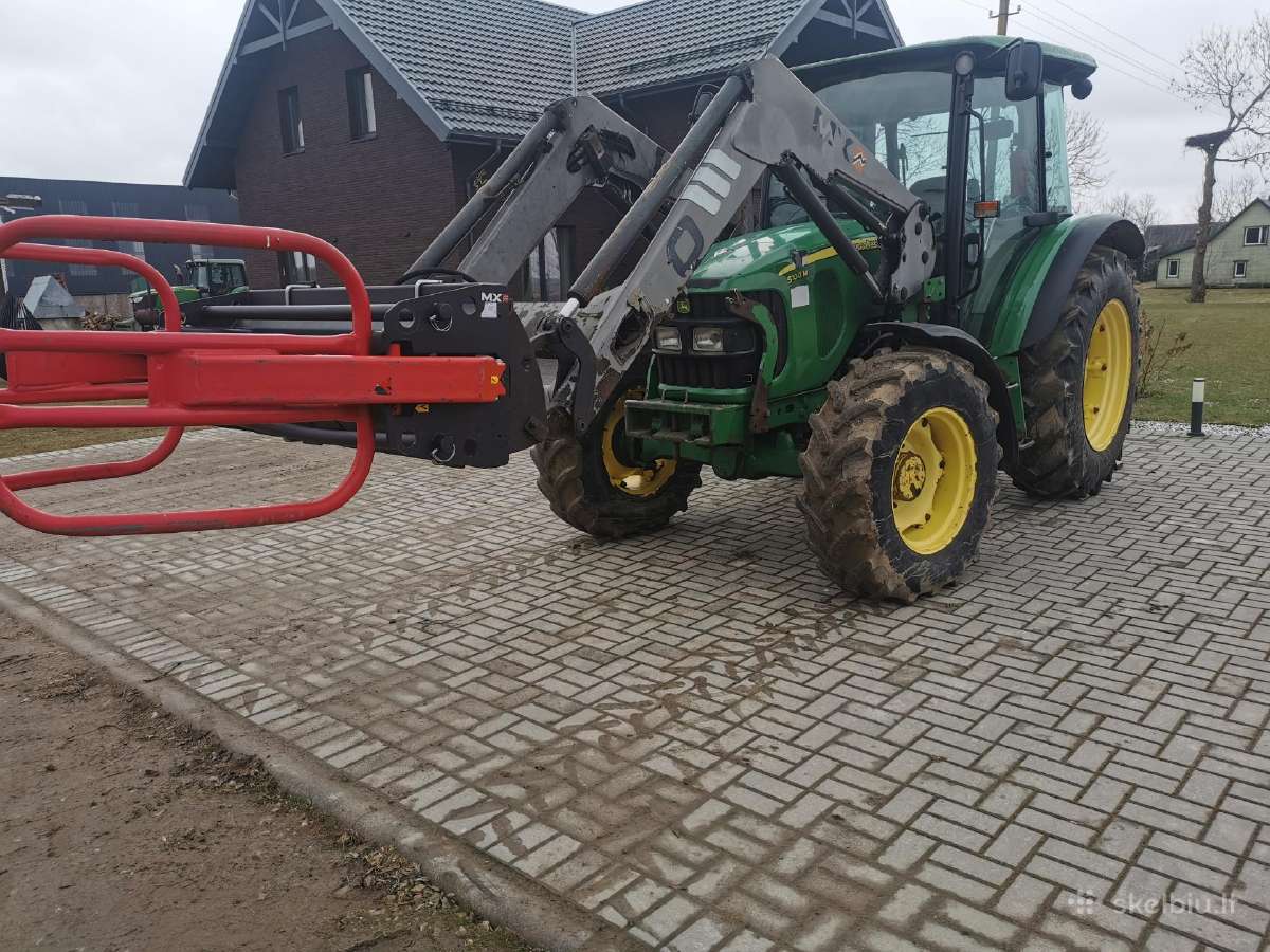 Traktorius John deere 5100m - nuotraukos Nr. 3