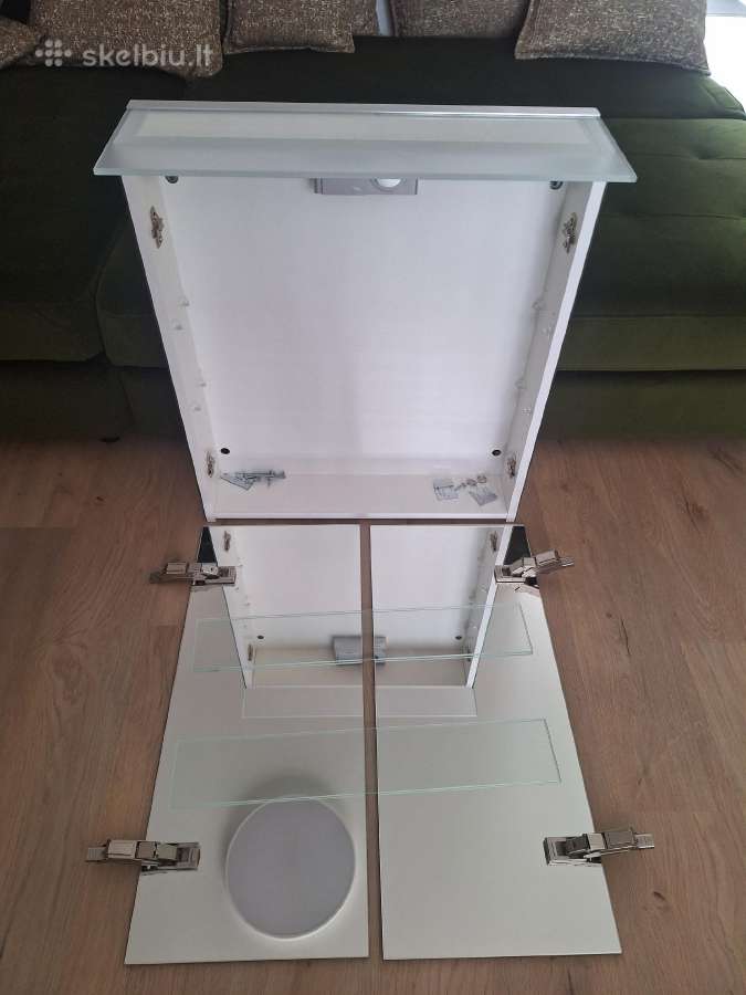 Kamė Vetro 60cm veidrodinė spintelė