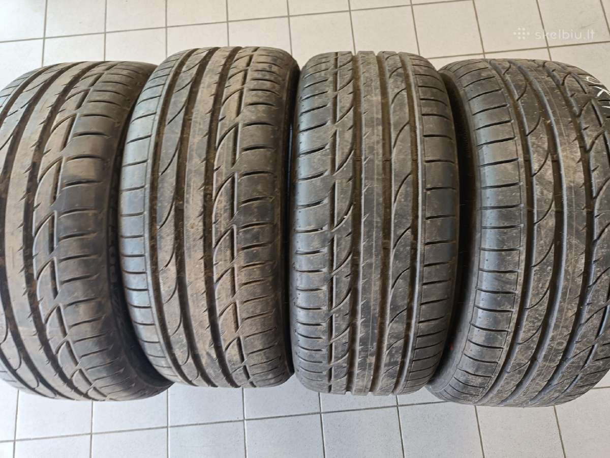 225-40r19 Bridgestone