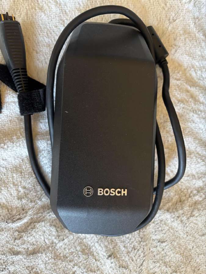 Bosch 4a įkroviklis/pakrovėjas/ekranai dviračių
