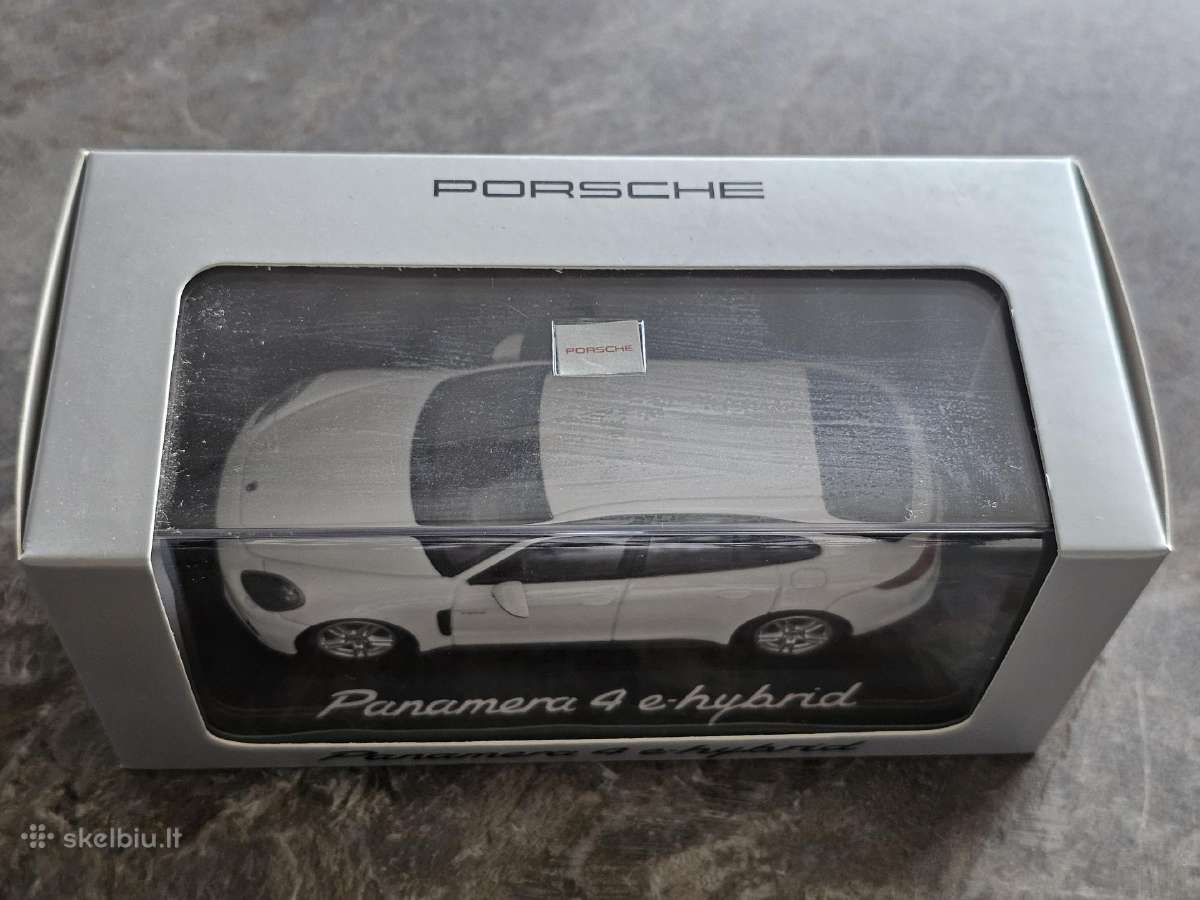 Porsche Panamera 4 - nuotraukos Nr. 3