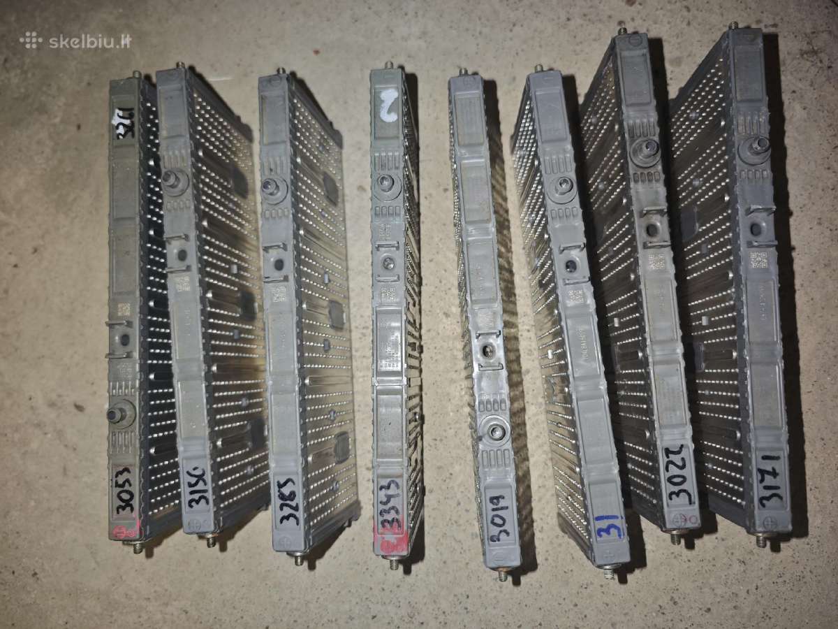 Parduodu baterijos celes nuo Prius 30, 20