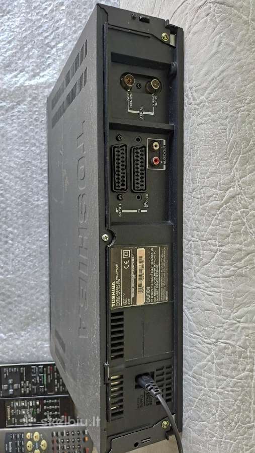 Vaizdo grotuvas Toshiba V-827g - nuotraukos Nr. 4