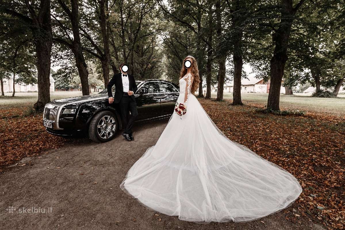 Nuostabi vestuvinė suknelė
