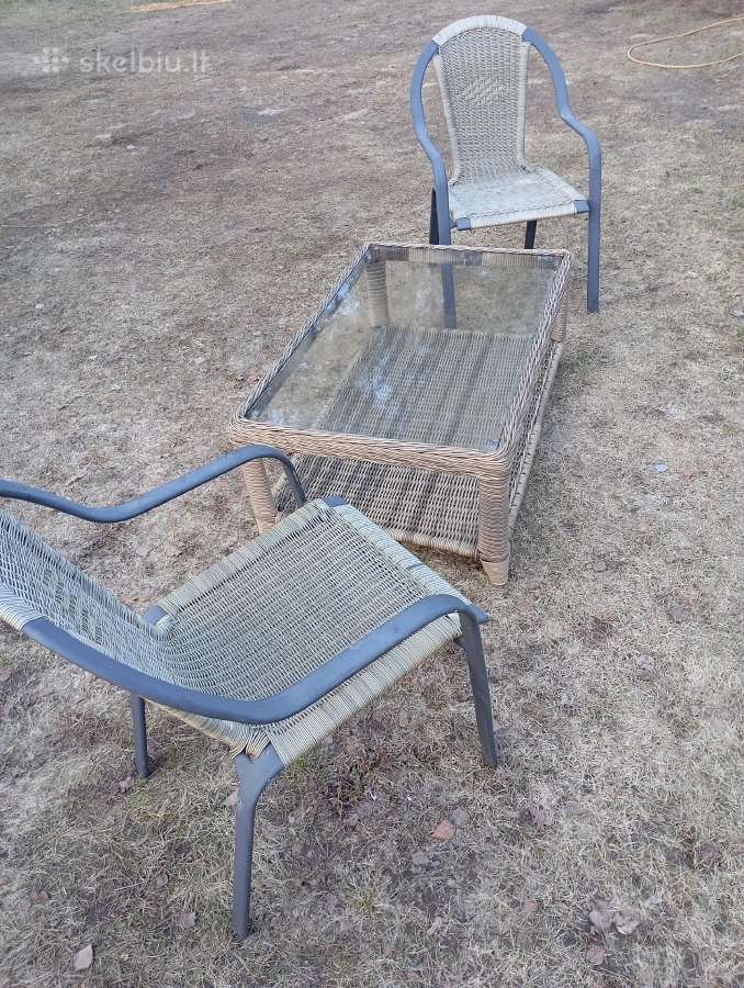 Lauko baldai