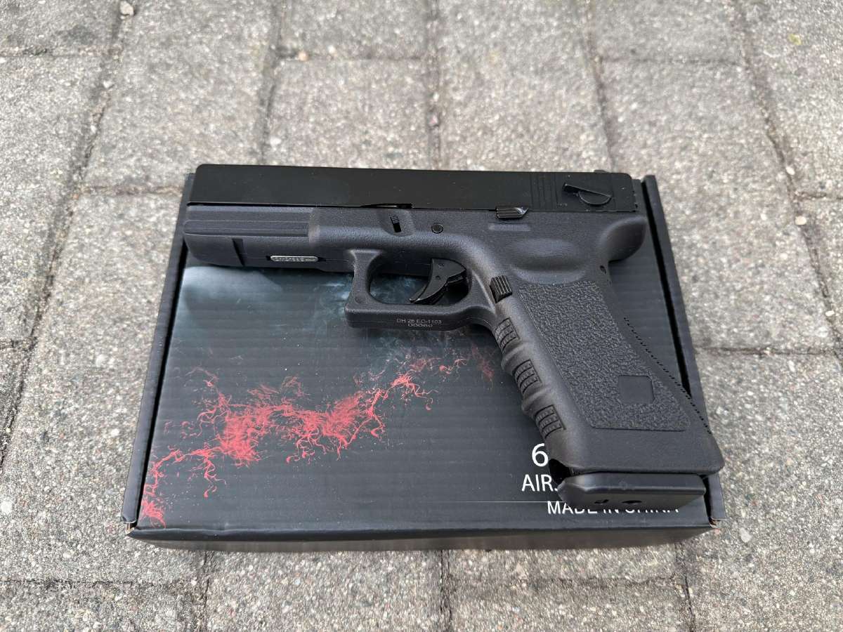 Airsoft pistoletas E&c Glock (Gbb, Green gas) - nuotraukos Nr. 3