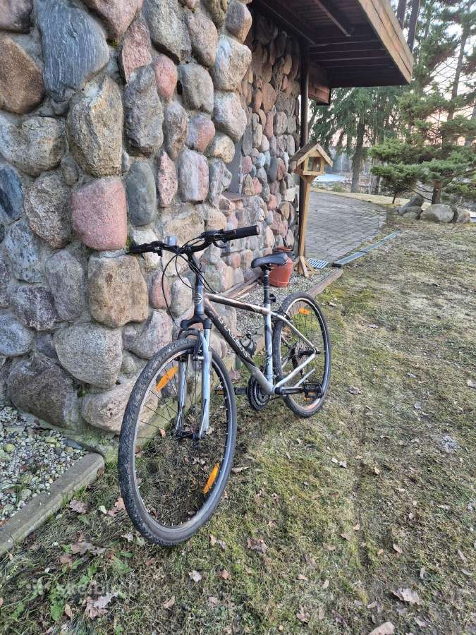Trek 7100 Fx dviratis