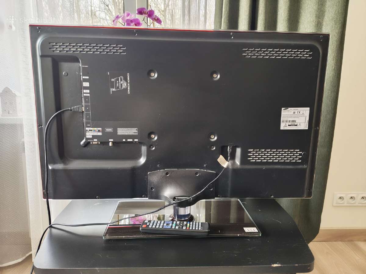 Samsung Ue40d5500rw (2011 m.)