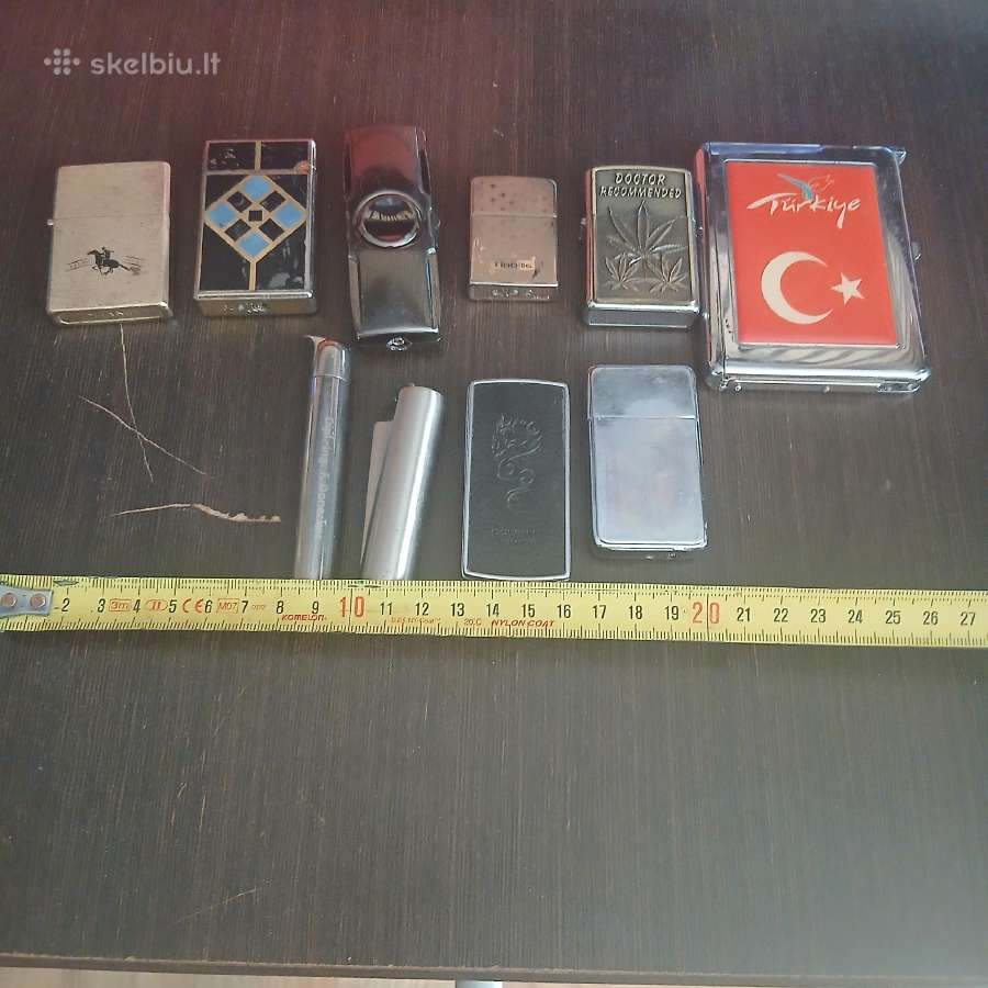 Įvairus kolekciniai žiebtuvėliai ir porcigaras