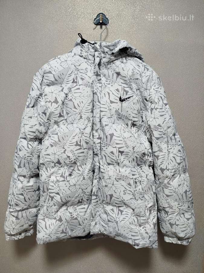 Nike pavasario striukė