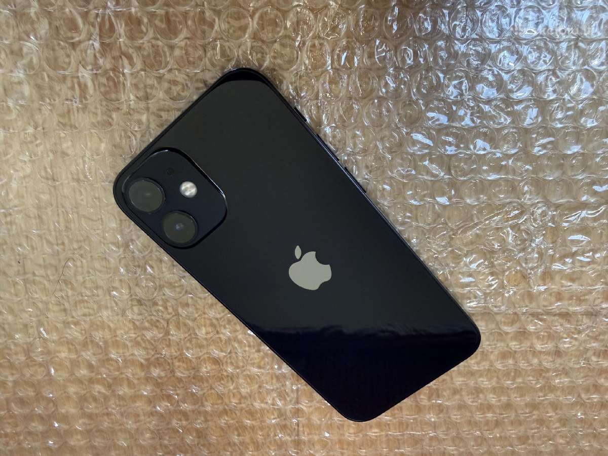 iPhone dalimis ( ekranai, korpusai, dalys, bater ) - nuotraukos Nr. 19