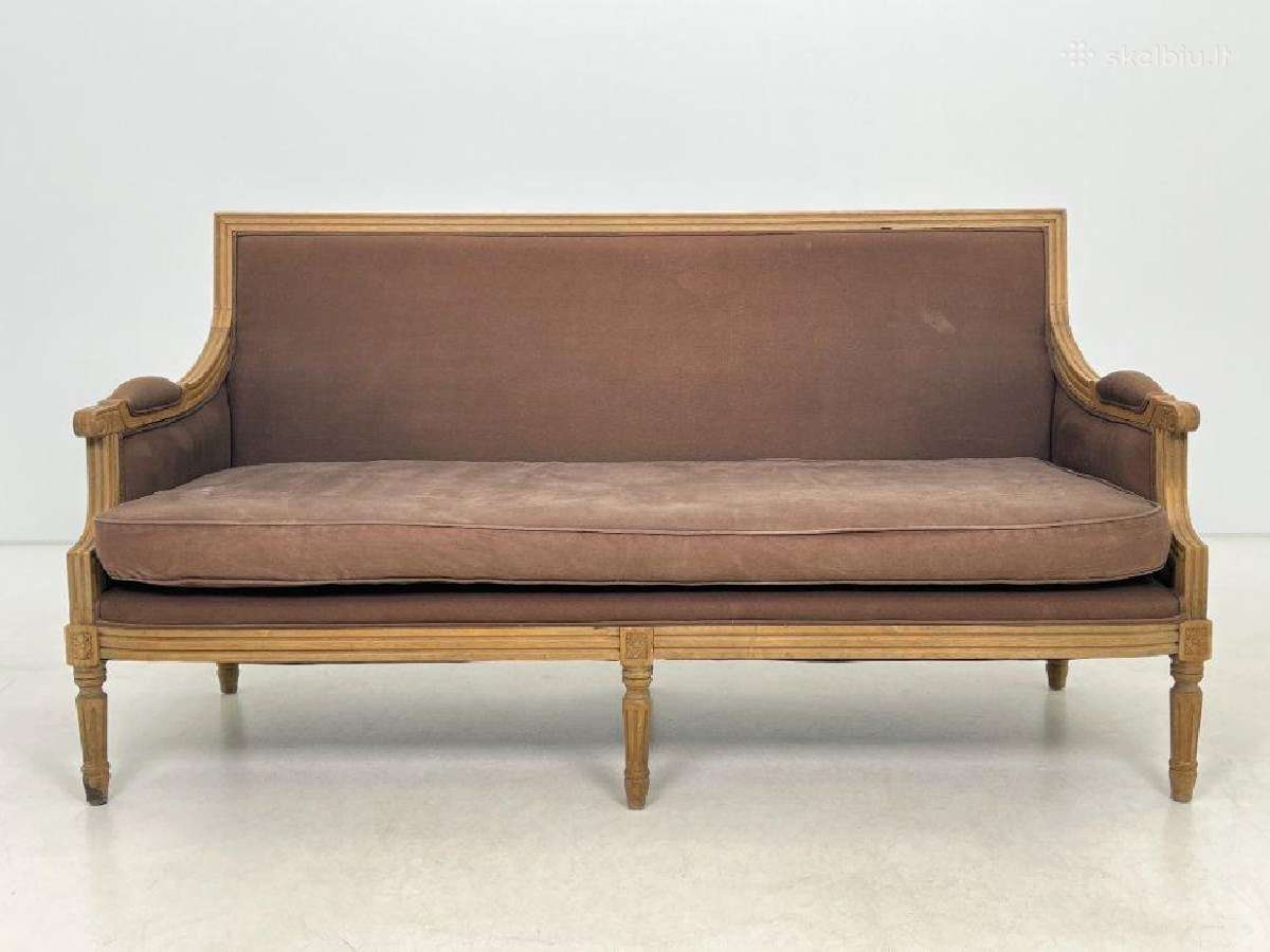 Ąžuolinio rėmo sofa su gobelenu