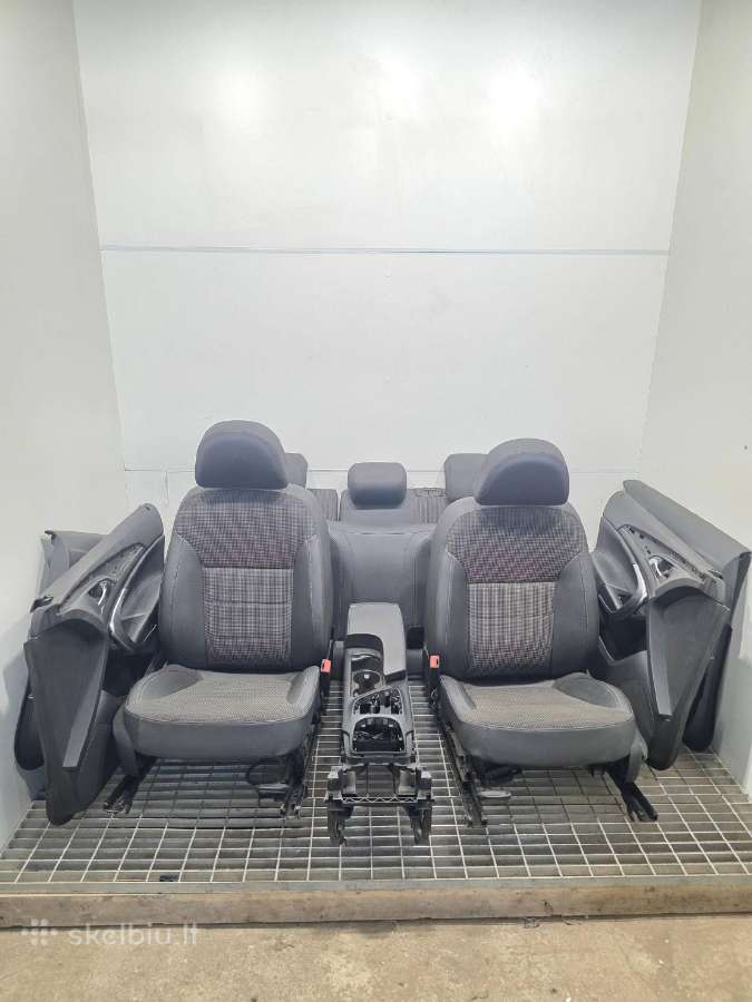 Opel Insignia salonas komplektas sėdynės