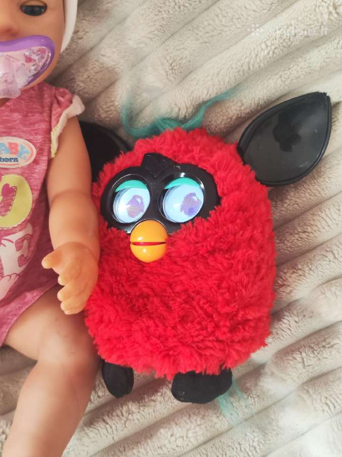 Furby ir baby born lėlė