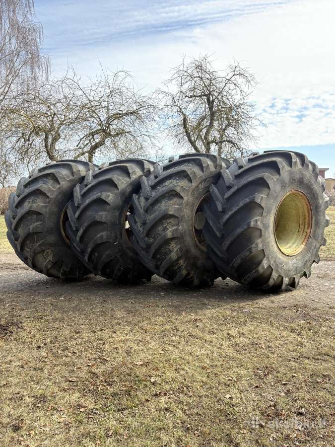 750/65/r26 (28,1r26) Michelin ratai 2vnt