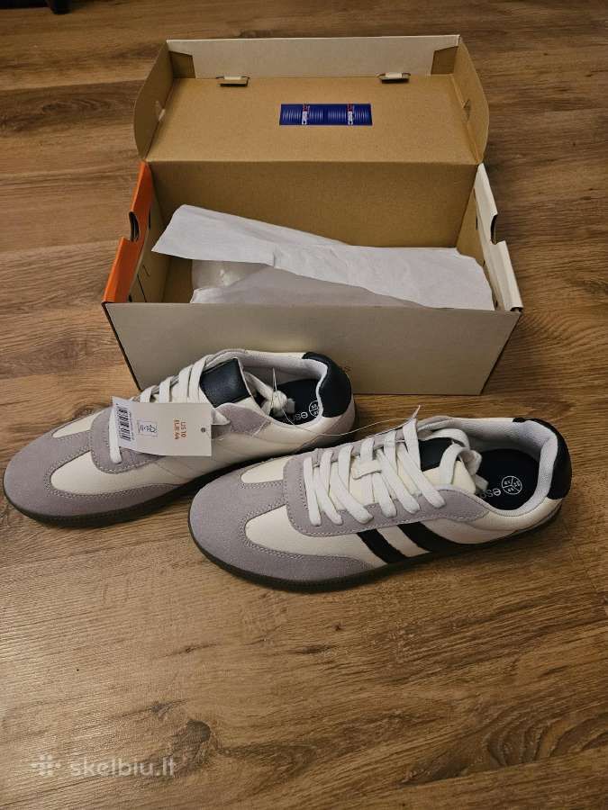Batai premium 44 dydžio