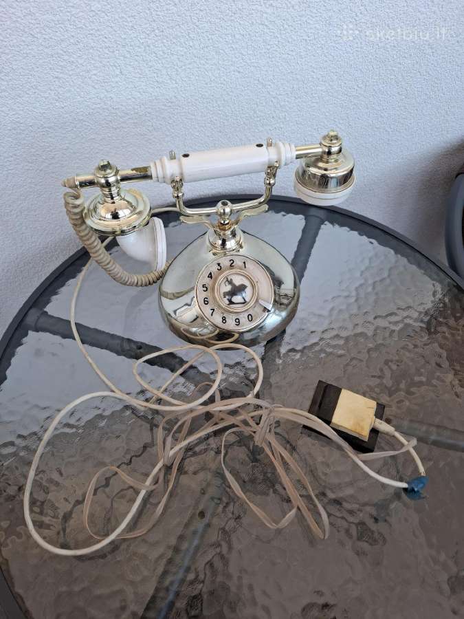 Vintažinis telefonas - nuotraukos Nr. 2