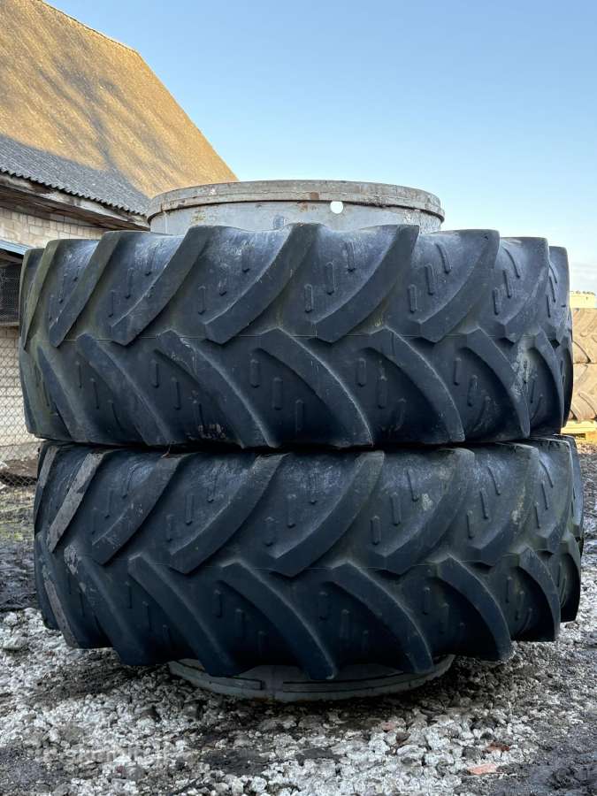 580/70/r38 Kleber traktoriaus dubliai