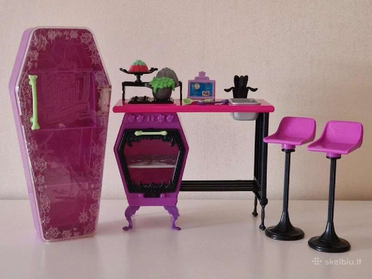 Monster High mašina, baldai, lėlės - nuotraukos Nr. 2
