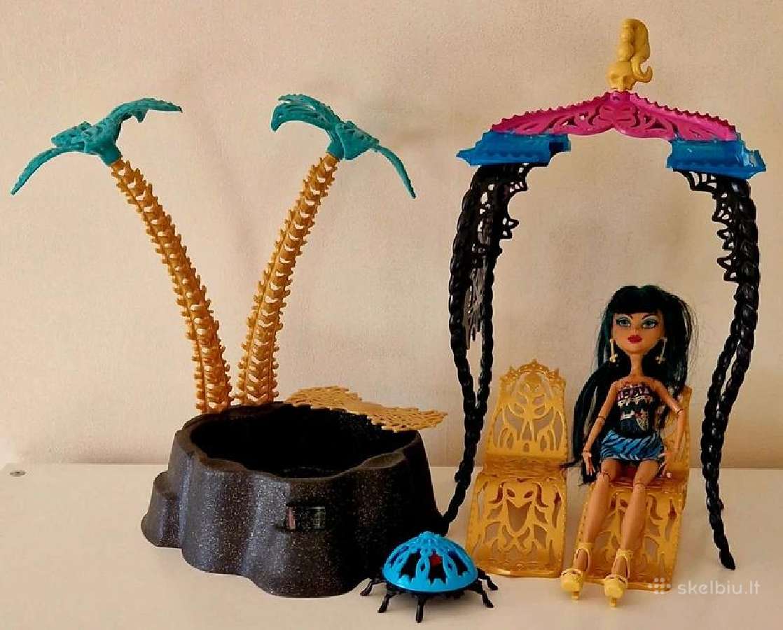 Monster High mašina, baldai, lėlės - nuotraukos Nr. 4