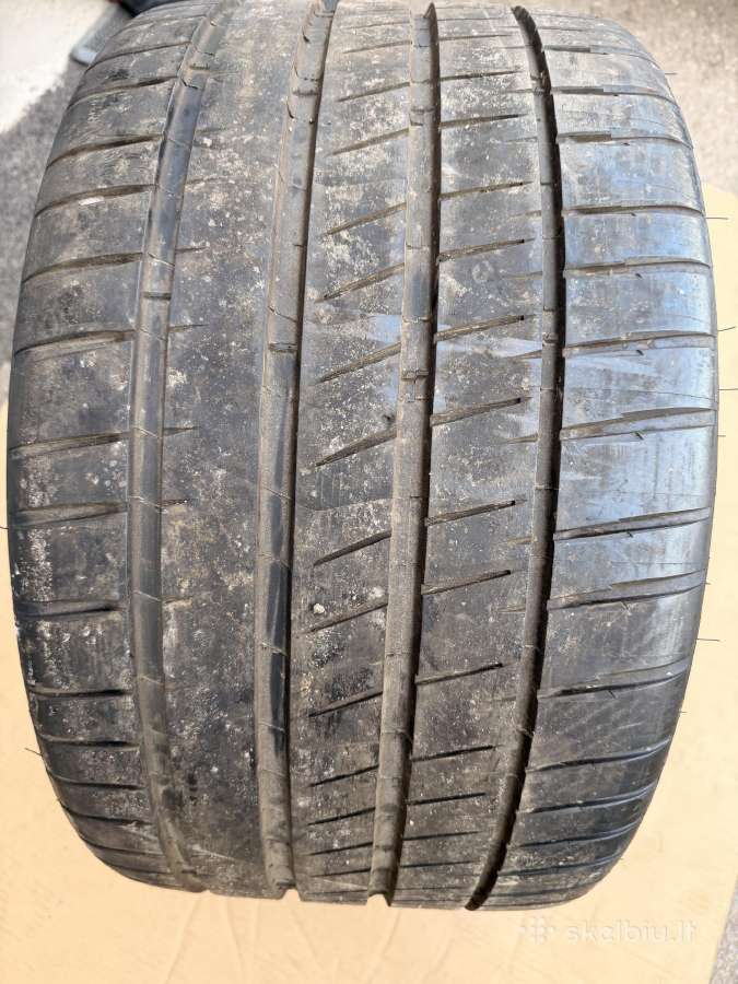 Pirelli Pzero 245/35//20 Zr N0