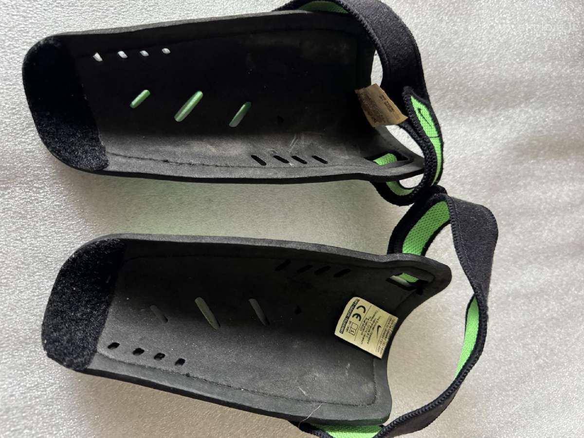 Nike,adidas ir kt.apsaugos keliams,alkūnėm,rankom - nuotraukos Nr. 2