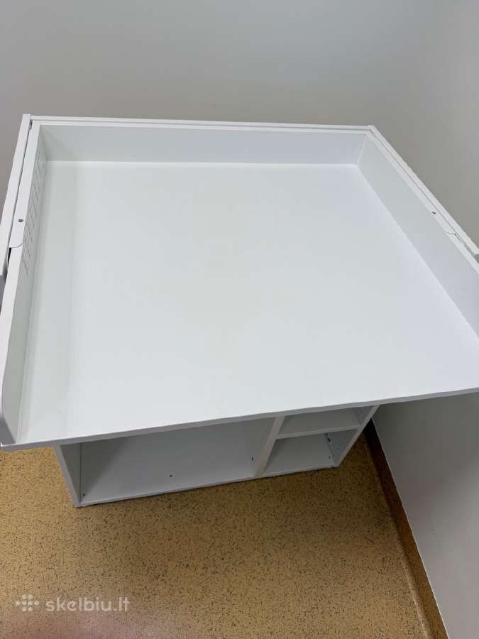 Ikea vystymo stalas/komoda