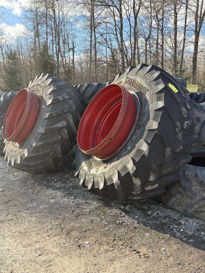 710/75/r42 Trelleborg traktoriaus dubliai