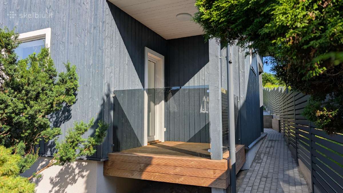Utenos miesto centre parduodmi Jūsų svajonių namai - nuotraukos Nr. 7