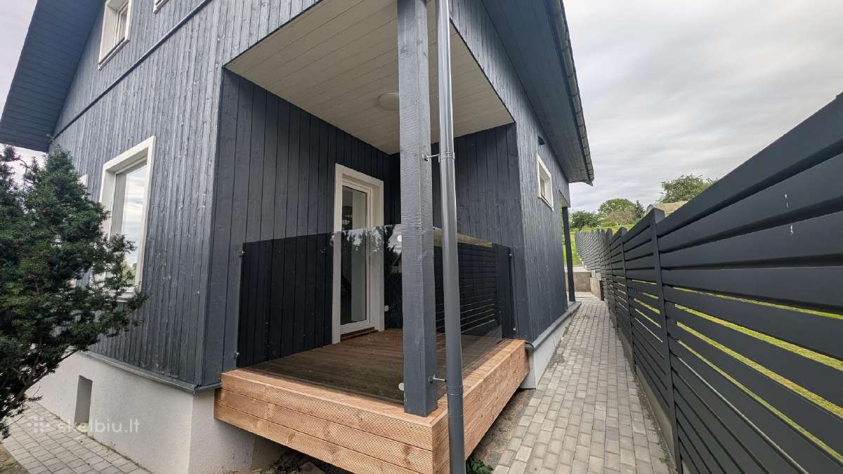 Utenos miesto centre parduodmi Jūsų svajonių namai - nuotraukos Nr. 8