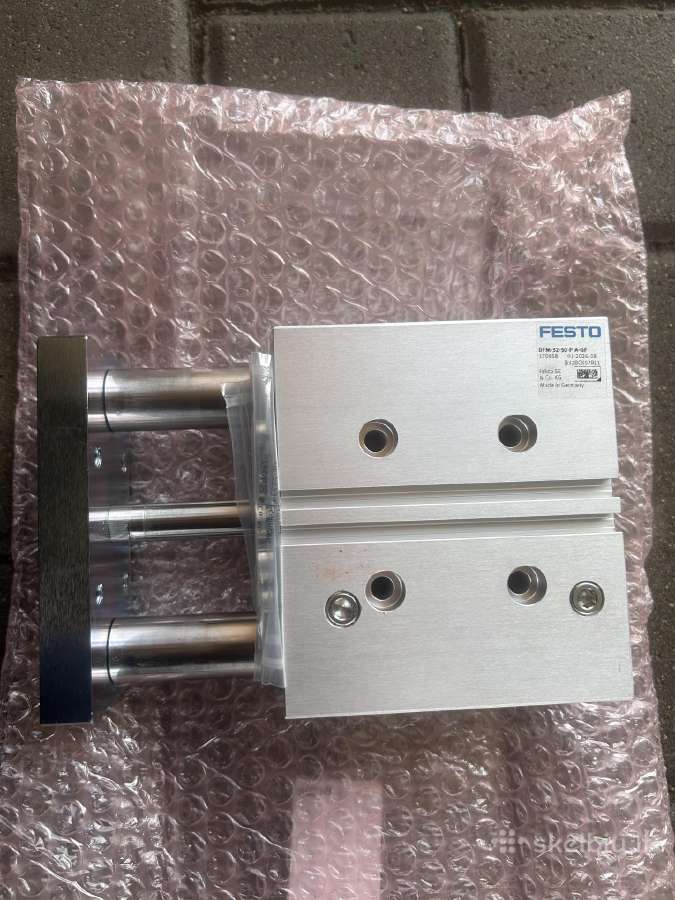 Cilindras Festo Dfm-32-50-p-a-gf