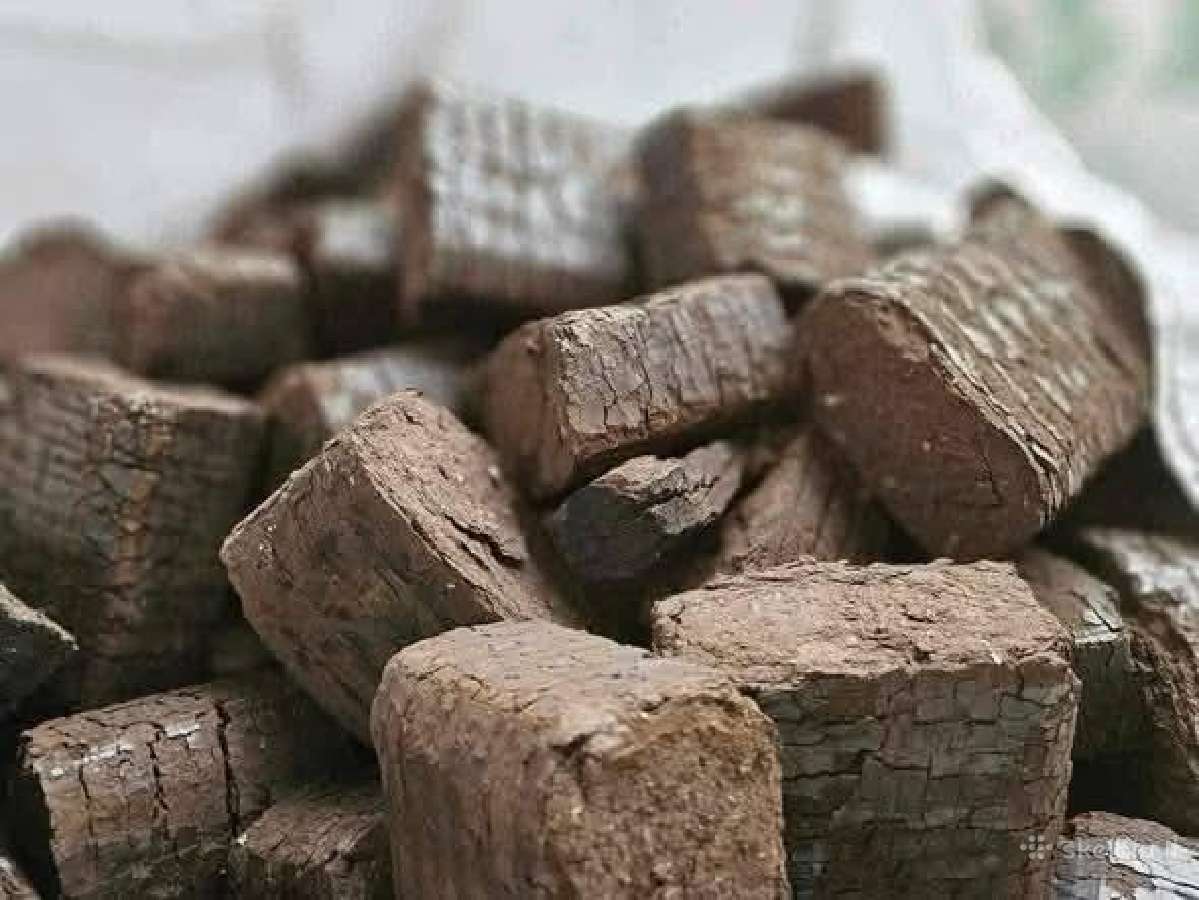 Durpių briktetai 280€ Granulės 345€ - nuotraukos Nr. 2