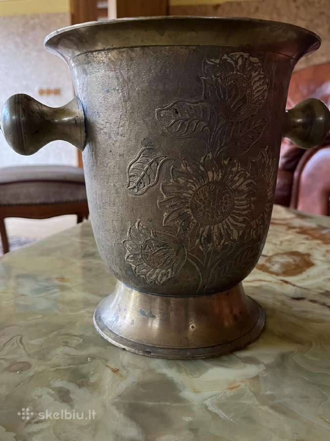 Kibirėlis putojančiam vynui