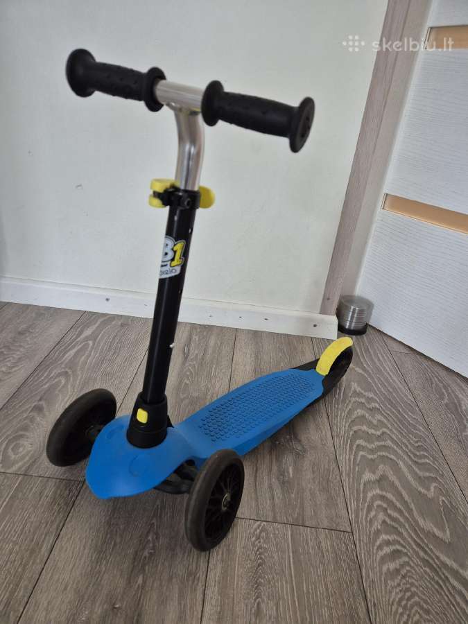 Mažai naudotas vaikų paspirtukas Oxelo B1