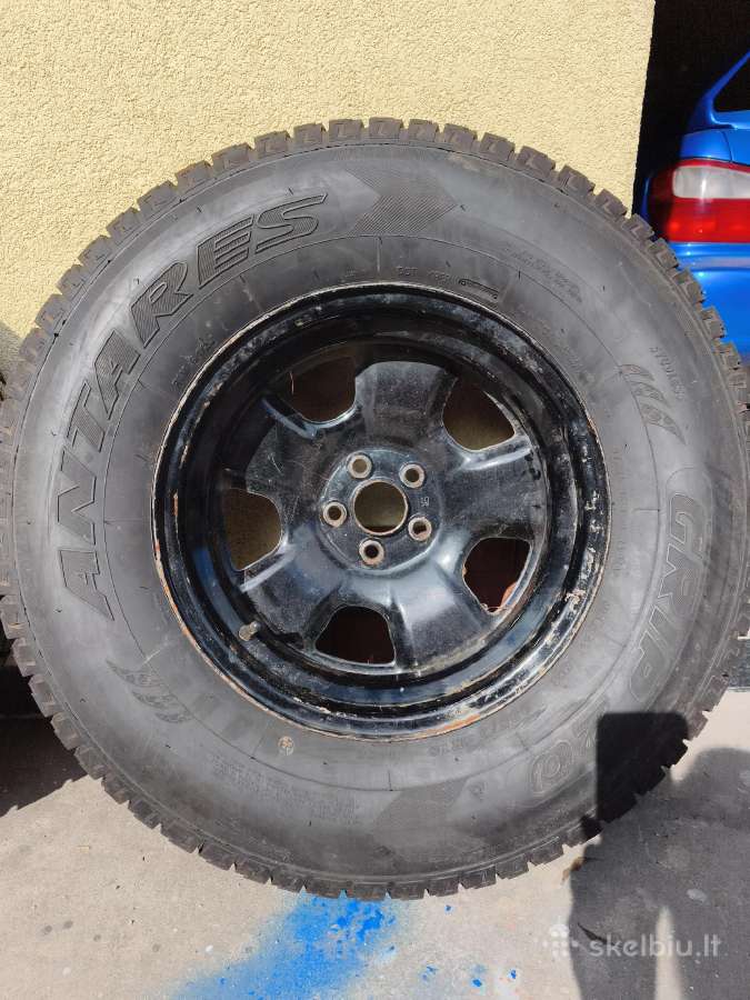R15 235/75 ratlankiai su padangomis - nuotraukos Nr. 3