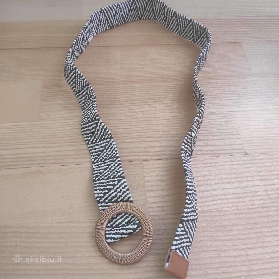 Moteriškas diržas