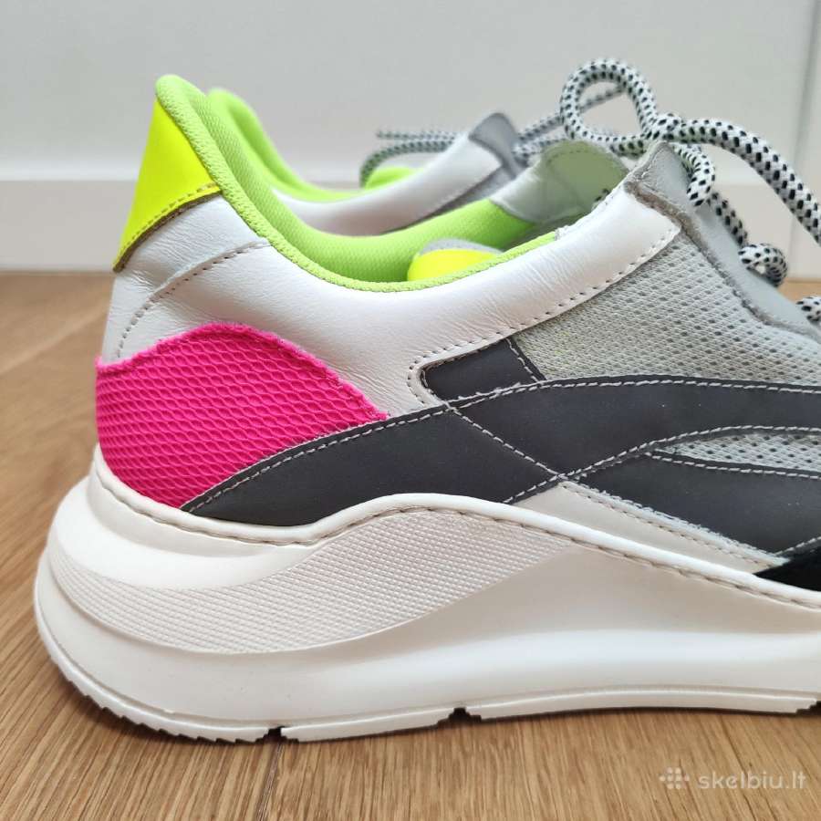 Nauji "Stokton" laisvalaikio bateliai moterims - nuotraukos Nr. 15