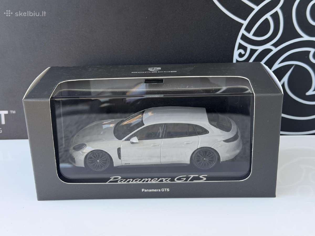Porsche Panamera Gts 1:43