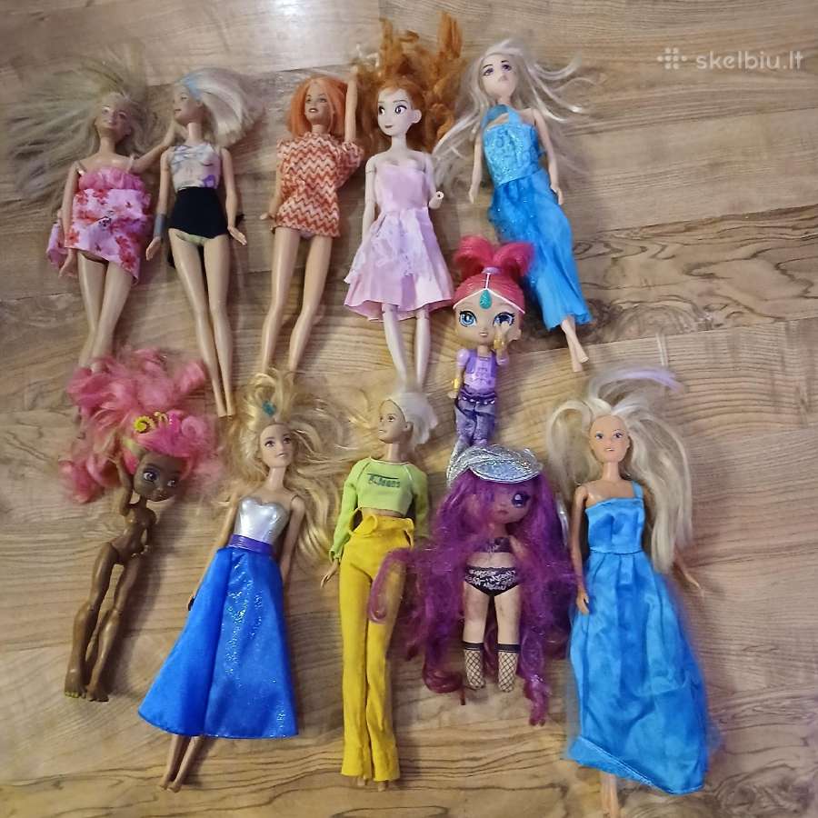 11vnt įvairių barbiu