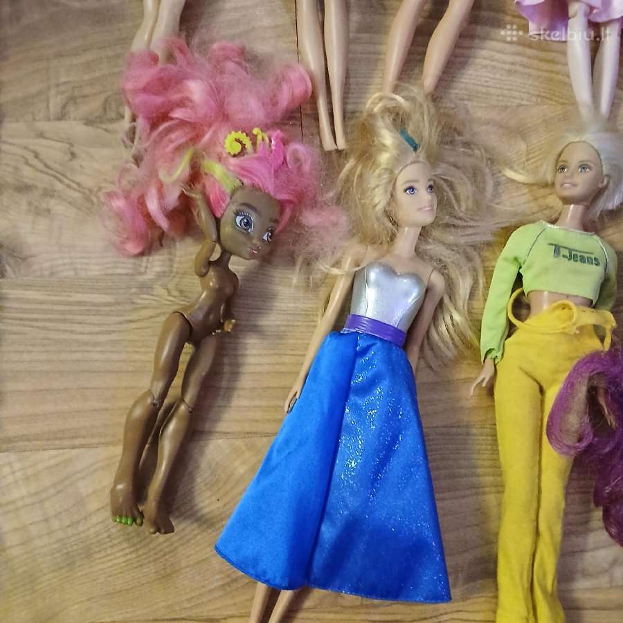 11vnt įvairių barbiu - nuotraukos Nr. 4