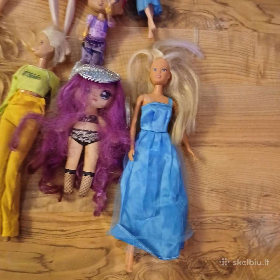 11vnt įvairių barbiu - nuotraukos Nr. 6